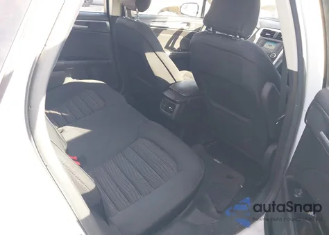 2016 Ford Fusion Se z USA, uszkodzony, nr VIN 3FA6P0H74GR158526